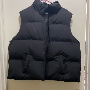 Women’s plus size black SHEIN vest. Size 2XL.